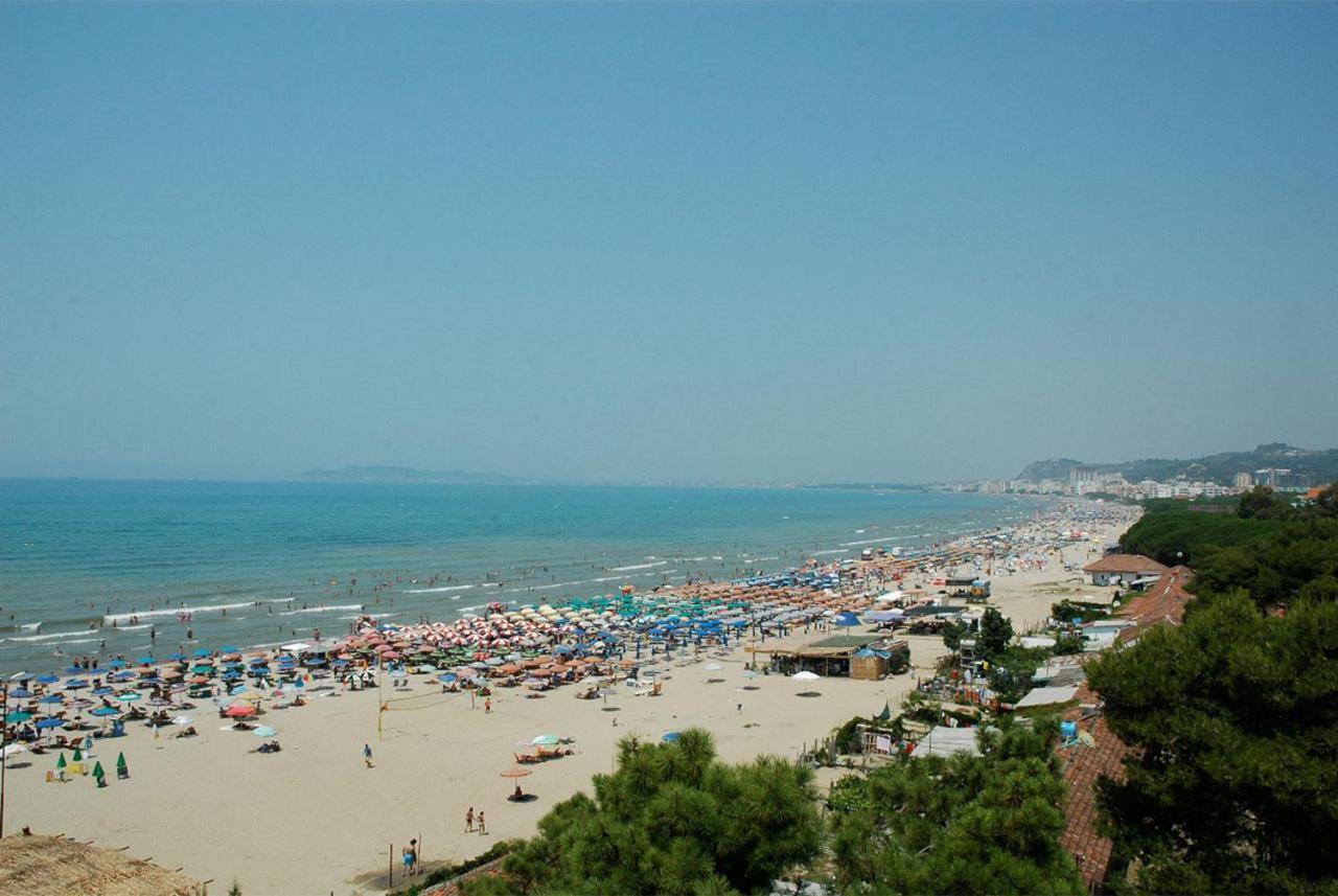 Vela Hotel Restaurant Голем Екстер'єр фото
